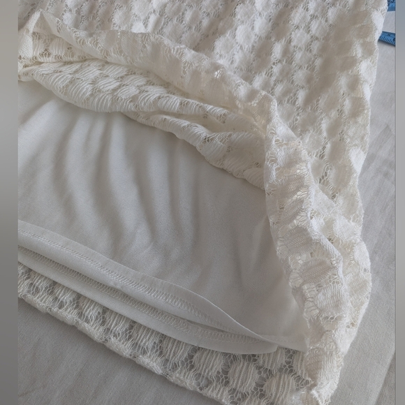 Solitaire White Sheath Dress with Puff Sleeves and Square Neck - Picture 6 of 9